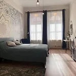 Gozsdu Top Suite