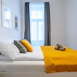 Wave - 3 Bedroom Apt In Center