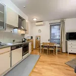 K321 Elitehost Kiraly Central