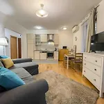 K321 Elitehost Kiraly Central