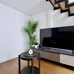 Premium Apartment By Hi5- Roekk Szilard