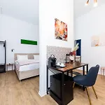 Adagio Downtown Rooms