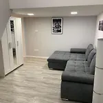 Standard Gallery