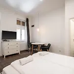 Z32-Boutique Apartments, Best Location By Bqa