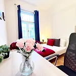 Rakoczi City Apartment
