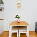 Waterfront City Apartments By Urbanrent