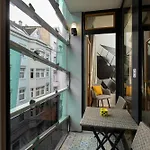 Downtown Cube Apartment