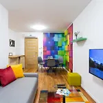 Downtown Cube Apartment