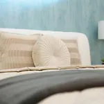 Luxurious Central Apartment Next To The Danube River