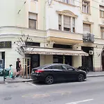 W21 Central Apartment
