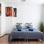 W21 Central Apartment