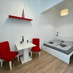 Retek Buda Central Apartment