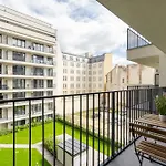 Lucky River Apartment
