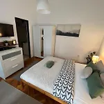 Feel Like Home - Cozy Downtwon Studio For 2