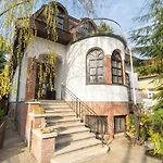Villa Butterfly