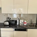 Luxury Cordia Apartment With Free Parking