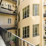 N16 Deluxe Apartment