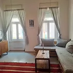 Par Par Apartman