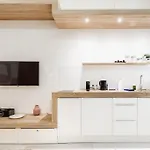 Minimal Loft - Pink Flamingo