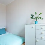 Quiet Home Near The Center