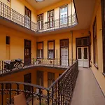 Cityscape Budget Apartments Art Deco