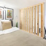 Rustic Home In The Downtown
