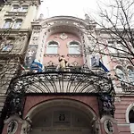 Super Central Apartment With A/C