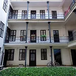 Lovely Downtown Apartment Close To The Basilica