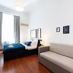 Very central convenient large AC place