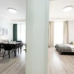 Charming Studio At Downtown