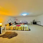 Chloe Apartment