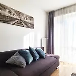 Eliza Rooms