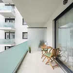 Blooming Budapest Apartment With Free Underground Parking