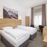 City Hotel Ring