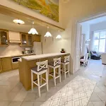 Spacious Andrassy