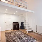 Classical Apartment With Modern Style Downtown!