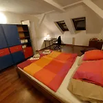 Queen Zita Apt 130 M2 Near Chain Bridge