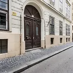 Bpr Luminous Design Apartments