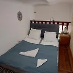 Dembinszky 16 Apartman