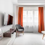 D30 Dohany Apartment