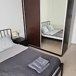 Sunlight Apartment Free Parking