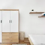 Peach Nest Apartment