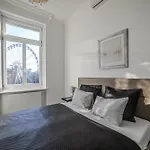 Luxury Downtown Dreams