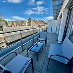 Central Apartment Budapest ~ Roof Terrace/Ac/Indoor Parking