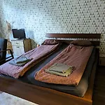 Anna\'S Place