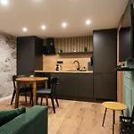 Asti Gold Apartment