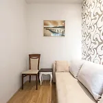 Standard Apartment By Hi5-Classic Home 253