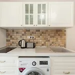 Standard Apartment By Hi5-Classic Home 253