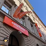 Easyhotel Budapest Oktogon