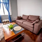 2B Hostel & Rooms